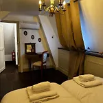 فندق Du Chateau De Saturnin Sur Loire *