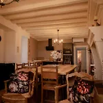 فندق Du Chateau De Saturnin Sur Loire