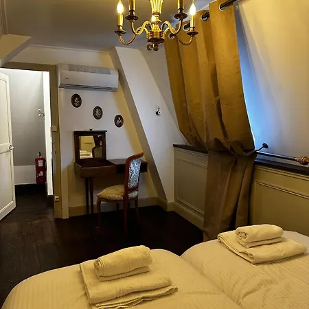 호텔 Dependance Chateau De Saturnin Sur Loire *