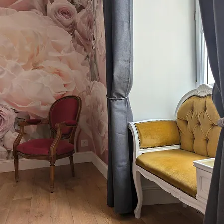 Du Chateau De Saturnin Sur Loire Saint-Saturnin-sur-Loire