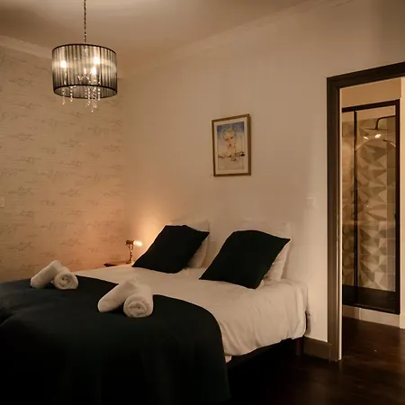 Hotel Dépendance Château De Saturnin Sur Loire *