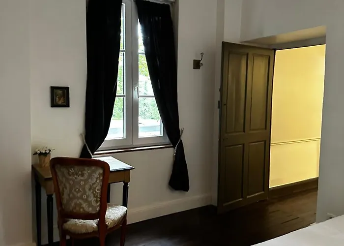 Du Chateau De Saturnin Sur Loire Saint-Saturnin-sur-Loire